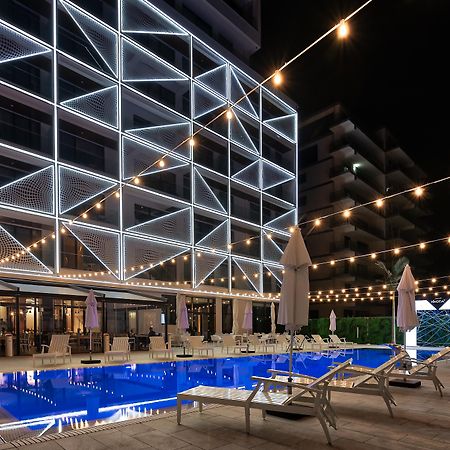 Nyota Hotel & Conference Center Mamaia Extérieur photo