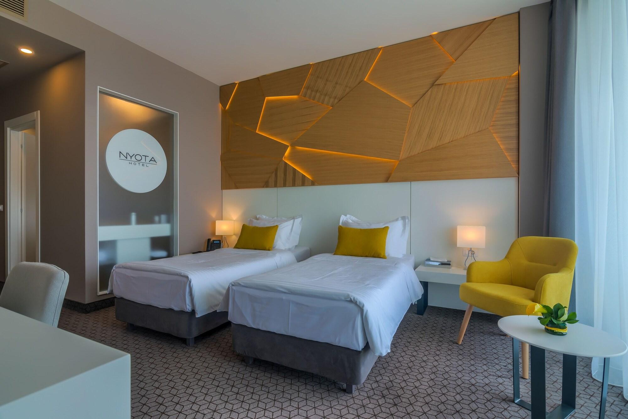 Nyota Hotel & Conference Center Mamaia Extérieur photo