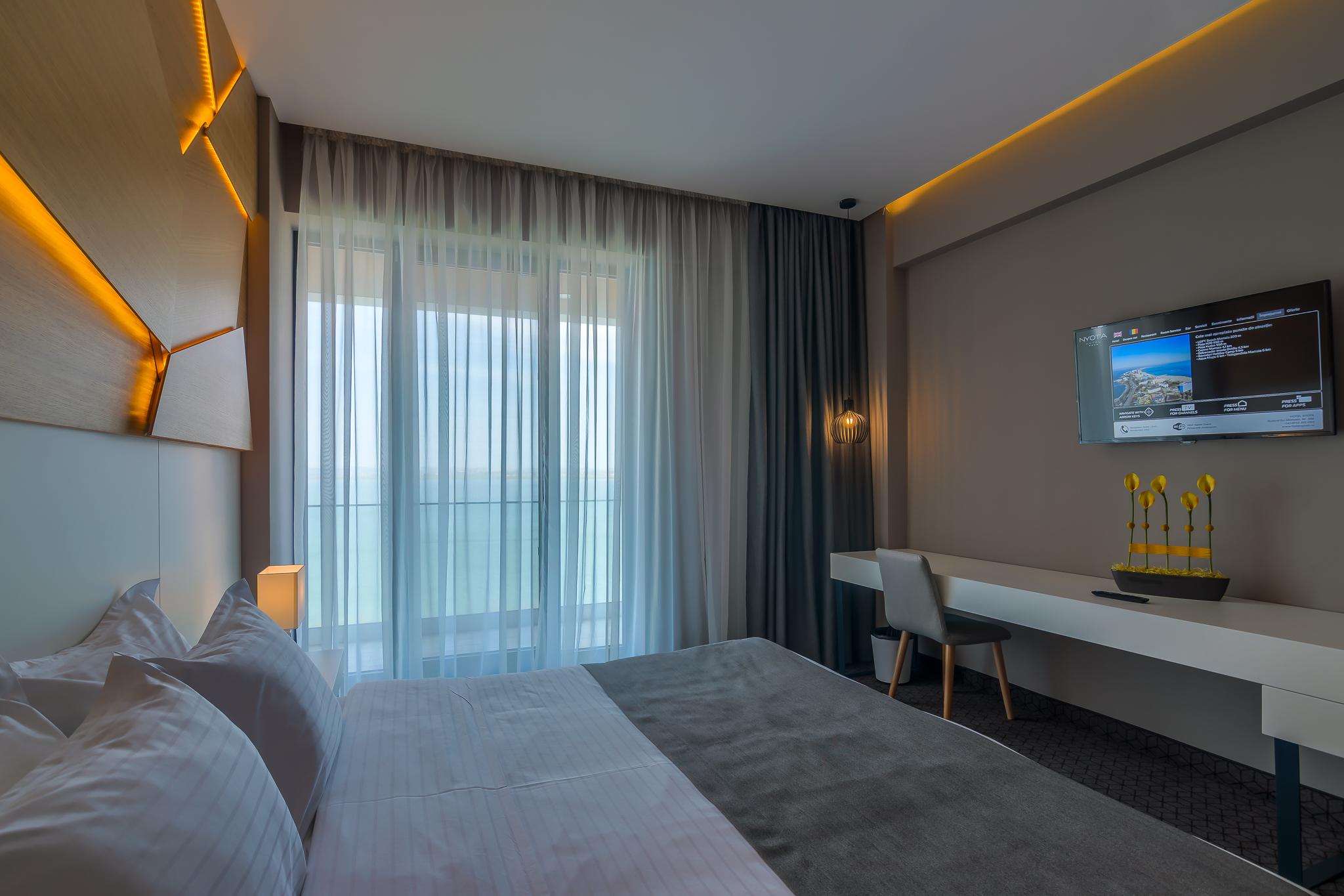 Nyota Hotel & Conference Center Mamaia Extérieur photo