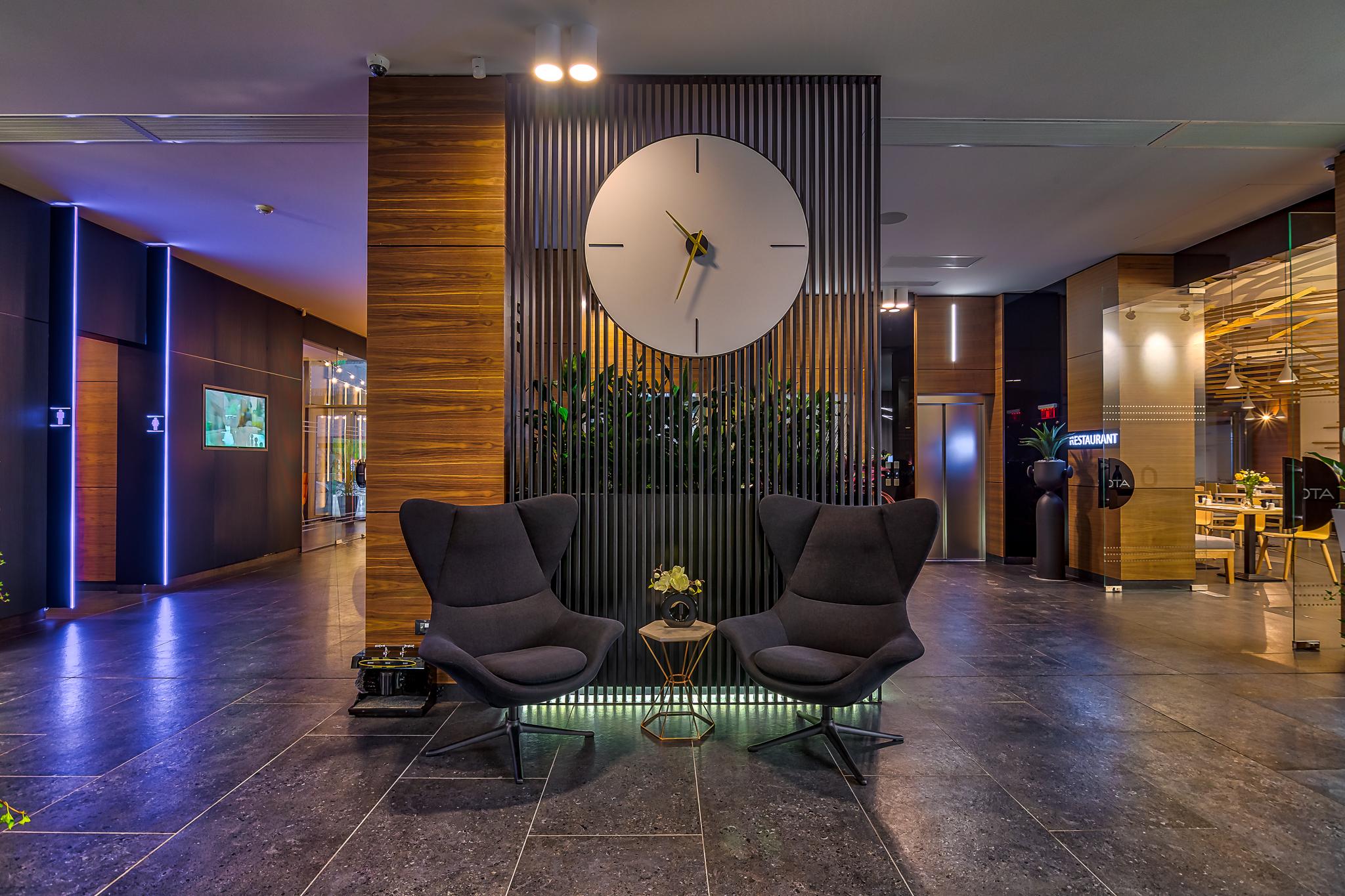 Nyota Hotel & Conference Center Mamaia Extérieur photo