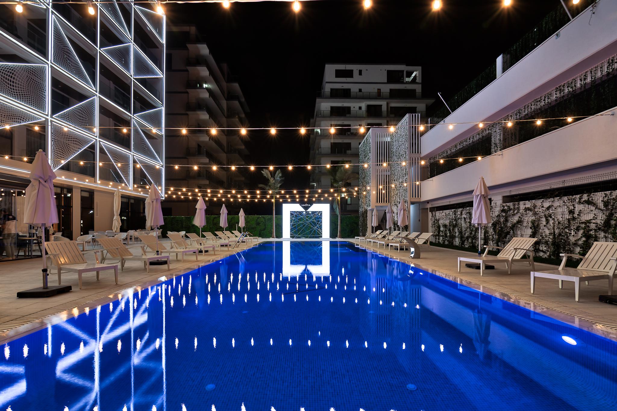 Nyota Hotel & Conference Center Mamaia Extérieur photo
