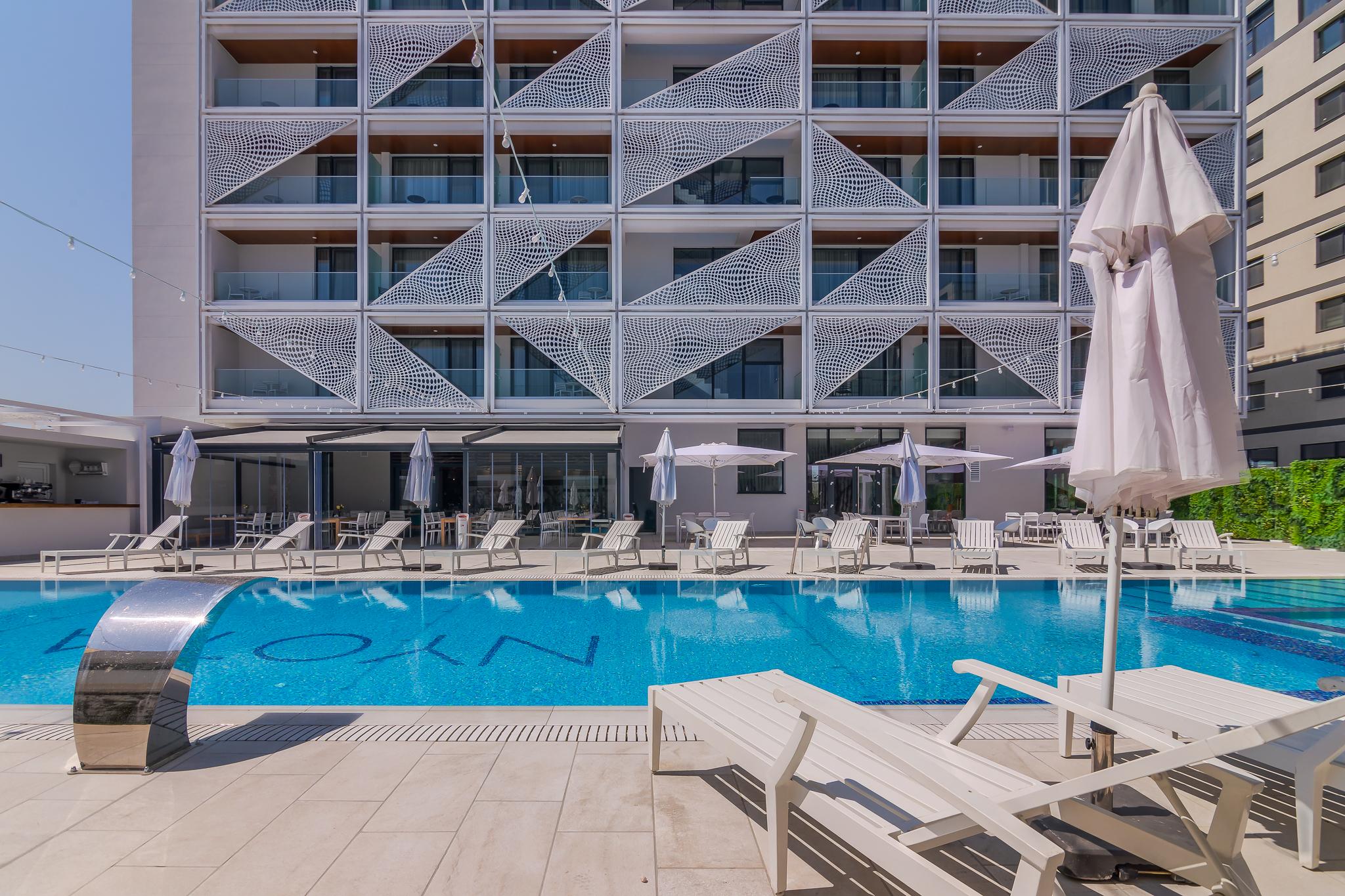 Nyota Hotel & Conference Center Mamaia Extérieur photo