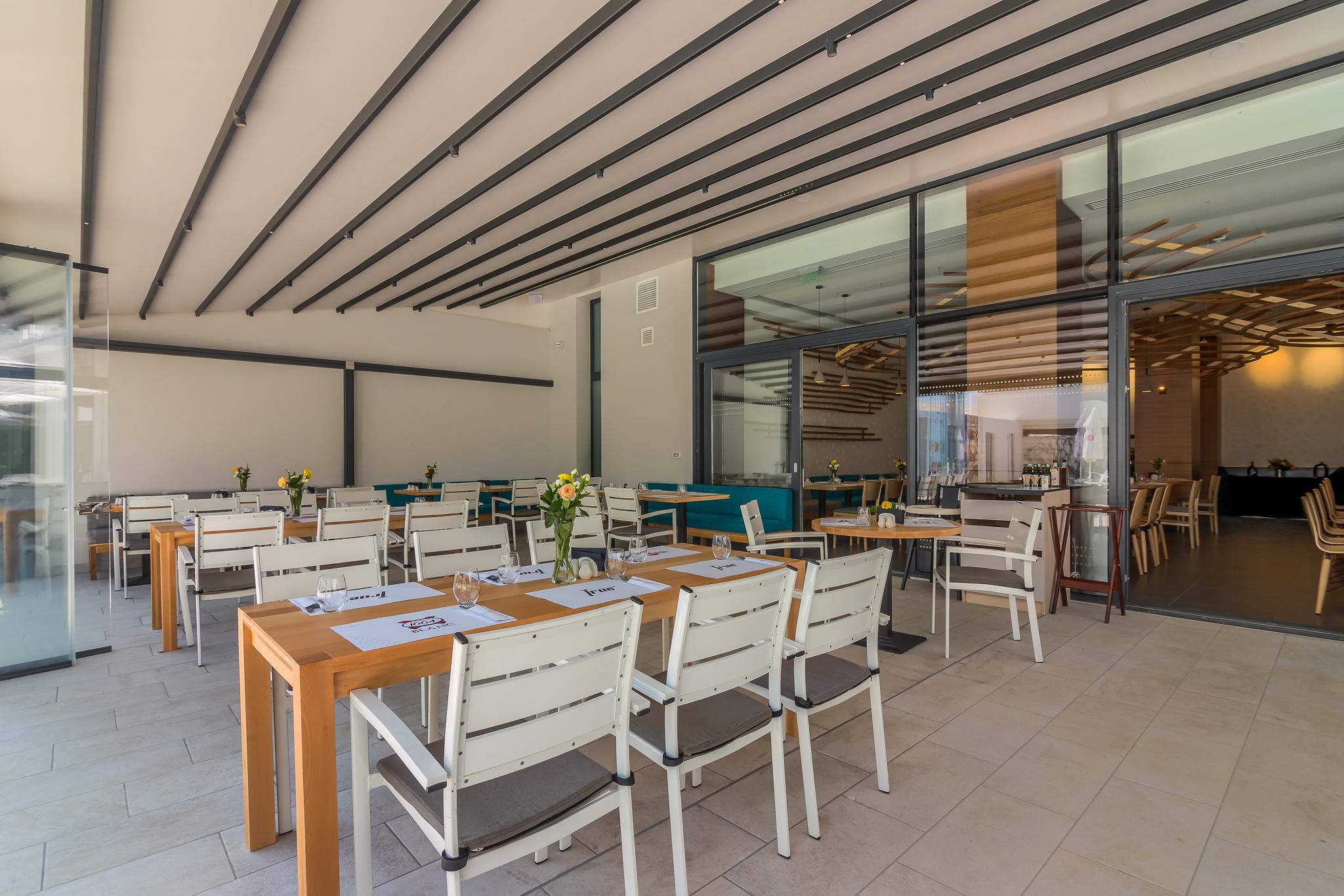 Nyota Hotel & Conference Center Mamaia Extérieur photo