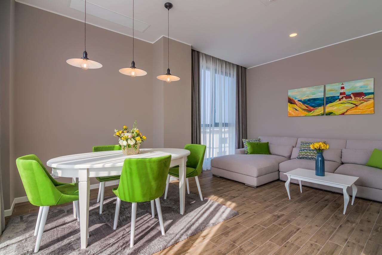 Nyota Hotel & Conference Center Mamaia Extérieur photo